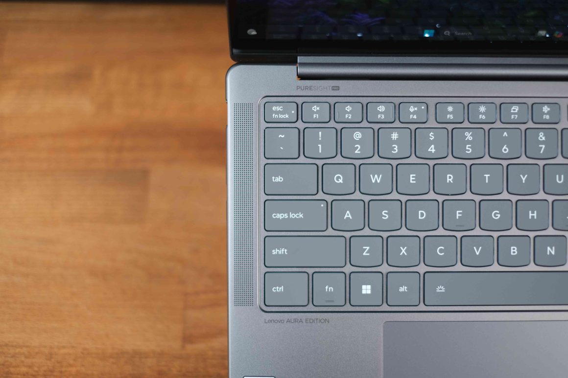 LENOVO YOGA SLIM 7 AURA EDITION 14