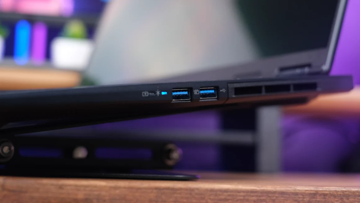 port acer predator helios neo 16s